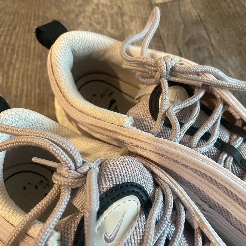 Women’s Nike Air Max 97 Sneakers in Light Purple and White - Picture 5 of 6